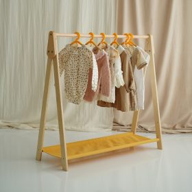 Montessori Elbise Askılığı