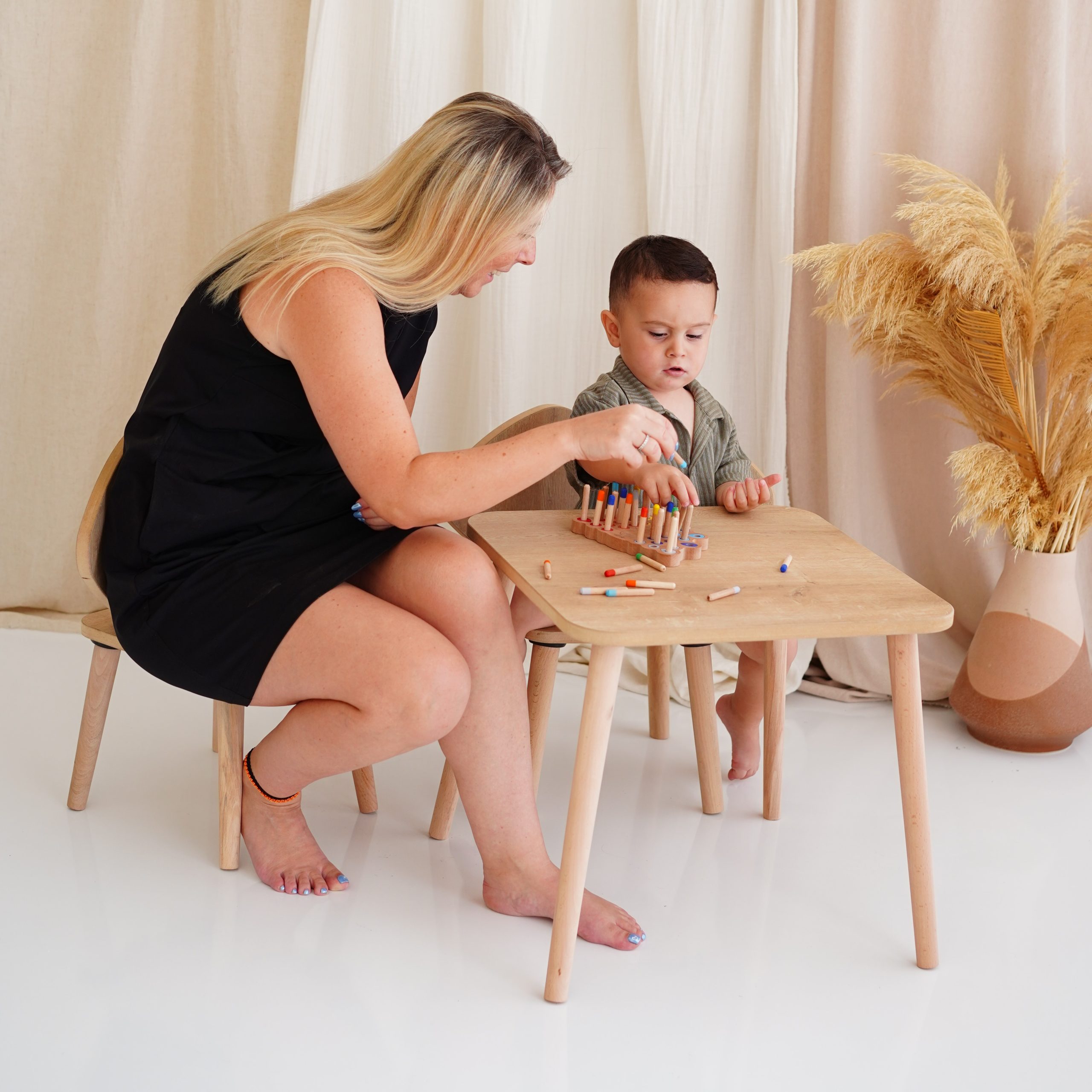 Montessori MDF Masa Sandalye Takımı - Kayın Ahşap Ayaklı - Görsel 5